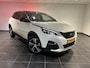 Peugeot 3008 1.6 PureTech GT Line | Apple Carplay/Android Auto | Trekhaak | Stoelverwarming | Elektrische Achterklep