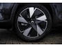 Volvo XC40 Single Motor Extended Range Plus 82 kWh | Verwarmbare voorstoelen | Verwarmbaar stuurwiel | Warmtepomp | Adaptieve Cruise Control | BLIS |