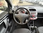 Peugeot 107 1.0 Active 5-drs | Airconditioning | Radio/CD | Elektr. ramen | Weinig kilometers | Zuinig |