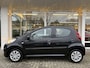 Peugeot 107 1.0 Active 5-drs | Airconditioning | Radio/CD | Elektr. ramen | Weinig kilometers | Zuinig |