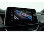 Volkswagen T-Roc 1.5 TSI R-Line DSG | IQ. Light | Afn. Trekhaak | Adapt. Cruise | Camera | Massage | Stoelverw. | CarPlay