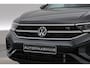 Volkswagen T-Roc 1.5 TSI R-Line DSG | IQ. Light | Afn. Trekhaak | Adapt. Cruise | Camera | Massage | Stoelverw. | CarPlay