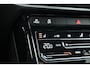 Volkswagen T-Roc 1.5 TSI R-Line DSG | IQ. Light | Afn. Trekhaak | Adapt. Cruise | Camera | Massage | Stoelverw. | CarPlay