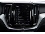 Volvo XC60 2.0 T6 Plug-in hybrid AWD Plus Dark | Google on Board | Electrische Stoelen | Adaptieve Cruise controle | BLIS | Climate Controle | spraak besturing |