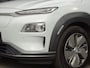 Hyundai Kona Electric EV Premium 64 kWh LED | Stoelkoeling | HUD | PDC