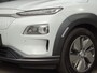 Hyundai Kona Electric EV Premium 64 kWh LED | Stoelkoeling | HUD | PDC