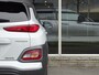 Hyundai Kona Electric EV Premium 64 kWh LED | Stoelkoeling | HUD | PDC