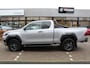 Toyota Hilux 2.8 D-4D Xtra Cab Invincible 4WD Automaat | Rijklaar | Trekhaak | Leder | Stoelverw. | LED | Apple/Android | Keyless | Parkeersens. v+a