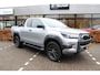 Toyota Hilux 2.8 D-4D Xtra Cab Invincible 4WD Automaat | Rijklaar | Trekhaak | Leder | Stoelverw. | LED | Apple/Android | Keyless | Parkeersens. v+a