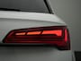 Audi Q5 50 TFSI e S edition Competition 299PK | S-Line | Panodak | Elek. Trekhaak | Elek. Stoelen