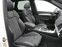 Audi Q5 50 TFSI e S edition Competition 299PK | S-Line | Panodak | Elek. Trekhaak | Elek. Stoelen
