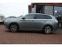 Mitsubishi Outlander 2.0 PHEV Aut. *Executive* | Trekhaak | Cruise & Climate Control | Camera | Leder | PDC | Navigatie | Bluetooth |