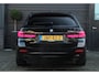 BMW 5-Serie Touring 530e xDrive M-Sport | Panorama-dak | Comfort Stoelen | Harman & Kardon | Cruise Control Adaptief | Sfeerverlichting | Electrische Achterklep
