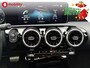 Mercedes-Benz A-klasse 180 Business Solution AMG Panoramadak | Achteruitrijcamera | Stoelverwarming | Digitaal Dashboard