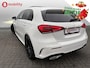 Mercedes-Benz A-klasse 180 Business Solution AMG Panoramadak | Achteruitrijcamera | Stoelverwarming | Digitaal Dashboard