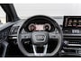 Audi Q5 55 TFSIe 367pk PHEV Quattro Competition | Luchtvering | Panoramadak | Trekhaak | B&O | Matrix LED | Topview | OLED Achter