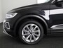 Volkswagen T-Roc 1.5 TSI Style 150 pk Automaat (DSG) | Navigatie | Parkeersensoren (Park assist) | Adaptieve cruise control | Stoelverwarming |