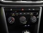 Volkswagen T-Roc 1.5 TSI Style 150 pk Automaat (DSG) | Navigatie | Parkeersensoren (Park assist) | Adaptieve cruise control | Stoelverwarming |