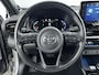 Toyota Yaris Cross 1.5 Hybrid Adventure Limited | Elektrische Achterklep | Dodehoekdetectie | JBL | 18'' Lichtmetalen Velgen |