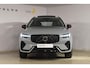Volvo XC60 T6 350PK Automaat Plug-in Hybrid AWD Plus Dark / Navigatie / Adaptieve Cruisecontrol / Head Up-Display / Panorama dak / Leder / Elektrische stoelen / 360 Camera / Trekhaak /
