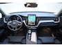 Volvo XC60 T6 350PK Automaat Plug-in Hybrid AWD Plus Dark / Navigatie / Adaptieve Cruisecontrol / Head Up-Display / Panorama dak / Leder / Elektrische stoelen / 360 Camera / Trekhaak /
