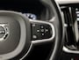Volvo V60 2.0 B3 Sport 177Pk Automaat (APPLE CARPLAY, GROOT NAVI, CAMERA, ELEK ACHTERKLEP, SPORTSTOELEN, ADAPTIVE CRUISE, LANE ASSIST, NIEUWSTAAT)