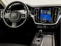 Volvo V60 2.0 B3 Sport 177Pk Automaat (APPLE CARPLAY, GROOT NAVI, CAMERA, ELEK ACHTERKLEP, SPORTSTOELEN, ADAPTIVE CRUISE, LANE ASSIST, NIEUWSTAAT)