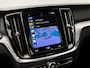 Volvo V60 2.0 B3 Sport 177Pk Automaat (APPLE CARPLAY, GROOT NAVI, CAMERA, ELEK ACHTERKLEP, SPORTSTOELEN, ADAPTIVE CRUISE, LANE ASSIST, NIEUWSTAAT)