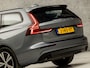 Volvo V60 2.0 B3 Sport 177Pk Automaat (APPLE CARPLAY, GROOT NAVI, CAMERA, ELEK ACHTERKLEP, SPORTSTOELEN, ADAPTIVE CRUISE, LANE ASSIST, NIEUWSTAAT)
