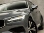 Volvo V60 2.0 B3 Sport 177Pk Automaat (APPLE CARPLAY, GROOT NAVI, CAMERA, ELEK ACHTERKLEP, SPORTSTOELEN, ADAPTIVE CRUISE, LANE ASSIST, NIEUWSTAAT)