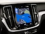Volvo V60 2.0 B3 Sport 177Pk Automaat (APPLE CARPLAY, GROOT NAVI, CAMERA, ELEK ACHTERKLEP, SPORTSTOELEN, ADAPTIVE CRUISE, LANE ASSIST, NIEUWSTAAT)