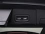 Volvo XC60 T8 Twin Engine AWD Inscription | Achterbank in delen neerklapbaar | Achteruitrijcamera | Armsteun achter