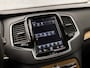 Volvo XC90 2.0 T8 Twin Engine AWD Inscription 7 Persoons 408Pk Automaat (PANORAMADAK, GROOT NAVI, MEMORY SEATS, LEDER, CAMERA, STOELVERWARMING, HOUT INLEG, ADAPTIVE CRUISE, GETINT GLAS, NIEUWSTAAT)