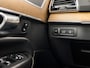 Volvo XC90 2.0 T8 Twin Engine AWD Inscription 7 Persoons 408Pk Automaat (PANORAMADAK, GROOT NAVI, MEMORY SEATS, LEDER, CAMERA, STOELVERWARMING, HOUT INLEG, ADAPTIVE CRUISE, GETINT GLAS, NIEUWSTAAT)