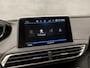 Peugeot 3008 1.2 PureTech Sport Automaat (APPLE CARPLAY, GROOT NAVI, LEDER, PARKEERSENSOREN, SPORTSTOELEN, CRUISE, LANE ASSIST, NIEUWSTAAT)
