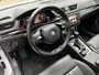 Skoda Superb Combi 1.4 TSI iV 218PK DSG Laurin & Klement / Panorama dak / Leer / Elec. Trekhaak /  App-connect / Achteruitrijcamera / Elek Achterklep / 19" LMV **