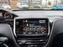 Peugeot 2008 1.2 PureTech Signature | Navi | Cruise | 11.221 km Dealeronderhouden