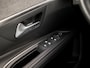 Peugeot 5008 1.2 PureTech Sport 7 Persoons Automaat (PANORAMADAK, APPLE CARPLAY, MEMORY SEATS, LEDER, FOCAL AUDIO, STOELVERWARMING, ADAPTIVE CRUISE, GETINT GLAS, KEYLESS, NIEUWSTAAT)