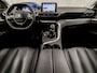 Peugeot 3008 1.2 PureTech Sport (APPLE CARPLAY, GROOT NAVI, CLIMATE, LEDEREN SPORTSTOELEN, TREKHAAK, PARKEERSENSOREN, CRUISE, NIEUWSTAAT)
