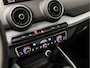 Audi Q2 1.4 TFSI Sport 150Pk Automaat (VIRTUAL COCKPIT, GROOT NAVI, CLIMATE, CAMERA, STOELVERWARMING, SPORTSTOELEN, ADAPTIVE CRUISE, TREKHAAK, LED KOPLAMPEN, NIEUWE APK, NIEUWSTAAT)