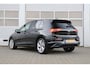 Volkswagen Golf 1.5 eHybrid 204pk Life Edition | SoH 100% | App Connect | Camera | Adaptieve Cruise