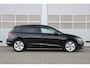 Volkswagen Golf 1.5 eHybrid 204pk Life Edition | SoH 100% | App Connect | Camera | Adaptieve Cruise