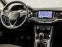 Opel Astra Sports Tourer 1.2 Elegance 146Pk (APPLE CARPLAY, GROOT NAVI, CLIMATE, CAMERA, LEDER, GETINT GLAS, SPORTSTOELEN, KEYLESS, LANE ASSIST, LED KOPLAMPEN, DAB+, LM VELGEN, NIEUWSTAAT)