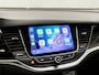 Opel Astra Sports Tourer 1.2 Elegance 146Pk (APPLE CARPLAY, GROOT NAVI, CLIMATE, CAMERA, LEDER, GETINT GLAS, SPORTSTOELEN, KEYLESS, LANE ASSIST, LED KOPLAMPEN, DAB+, LM VELGEN, NIEUWSTAAT)
