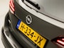 Opel Astra Sports Tourer 1.2 Elegance 146Pk (APPLE CARPLAY, GROOT NAVI, CLIMATE, CAMERA, LEDER, GETINT GLAS, SPORTSTOELEN, KEYLESS, LANE ASSIST, LED KOPLAMPEN, DAB+, LM VELGEN, NIEUWSTAAT)