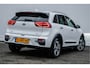 Kia e-Niro ExecutiveLine 64 kWh Stoel-stuurverwarming/ Leer/ Camera/ Navigatie/ Jbl/ Carplay/ Full led/ Adapt. cruise