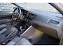 Volkswagen Polo 1.0 TSI 95pk R-Line | Achteruitrijcamera | Stoelverwarming | Zwart Dak