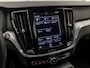 Volvo V60 2.0 T6 Recharge AWD Sport 390Pk Automaat (APPLE CARPLAY, GROOT NAVI, CAMERA, KEYLESS, SPORTSTOELEN, ADAPTIVE CRUISE, TREKHAAK, ELEK ACHTERKLEP, NIEUWSTAAT)