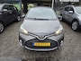 Toyota Yaris 1.3 VVT-i Lounge | 2E EIGENAAR | 12MND GARANTIE | CAMERA | NW APK |