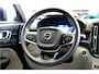 Volvo XC40 1.5 T5 193kW/262pk DCT7 Plug-in hybrid Plus Bright HARMAN/KARDON + NAPPALEDER + LANE ASSIST + NAVI SENSUS + CRUISE + STOEL-&STUURVERWARMING + LED KOPLAMPEN + CAMERA + EL.STOELVERSTELLING + KEYLESS ENTRY&GO + PD-GLASS + PARKSENSOREN + 18" LM-VELGEN!!